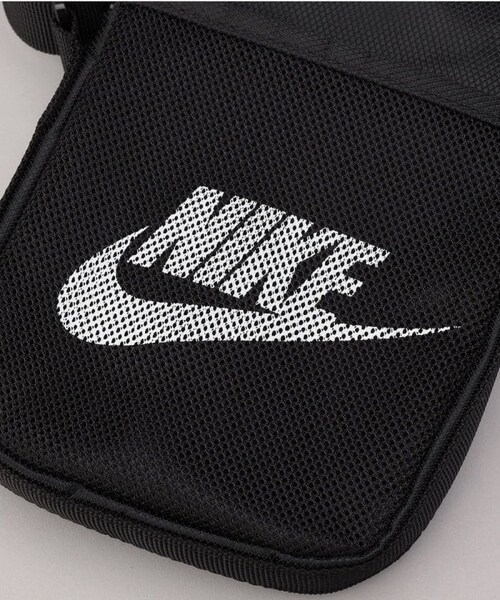 NIKE(ナイキ)の「ヘリテージスモールアイテム(ショルダーバッグ/サコッシュ)【限定展開】(バッグ・メンズ・ブラック・ONE SIZE)」の4枚目の写真