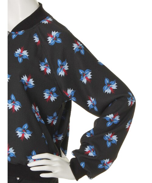 jouetie（ジュエティ）の「JAPANESE FLOWER 2WAYブルゾン（ジャケット/アウター・レディース・オフホワイト/ブラック・M）」の7枚目の写真