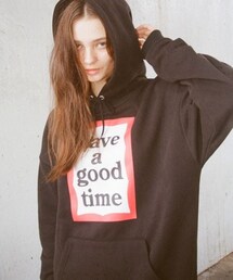 FOREVER 21（フォーエバー トゥエンティーワン）の「コラボスウェットフーディー（その他・レディース）」