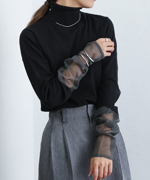 COLONY 2139(コロニートゥーワンスリーナイン)の「PBT袖シアー切替タートルニット(ニット/セーター・レディース・グレー/アイボリー/ブラック/ブラウン・F)」の3枚目の写真