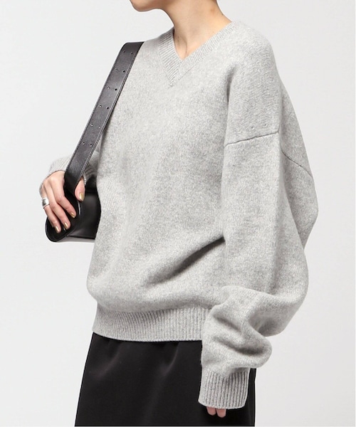 AP STUDIO（エーピーストゥディオ）の「《予約》wool Vneck Pullover
