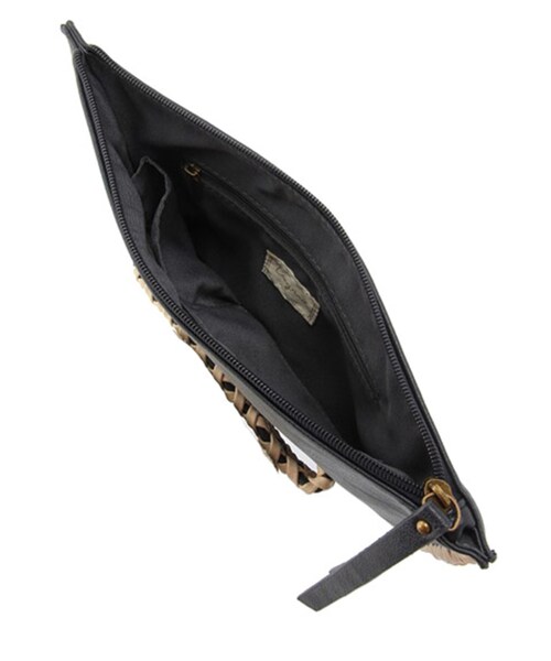 Ungrid（アングリッド）の「編み込みクラッチBAG（バッグ・レディース・ブラック/ネイビー/ブラウン・F）」の10枚目の写真