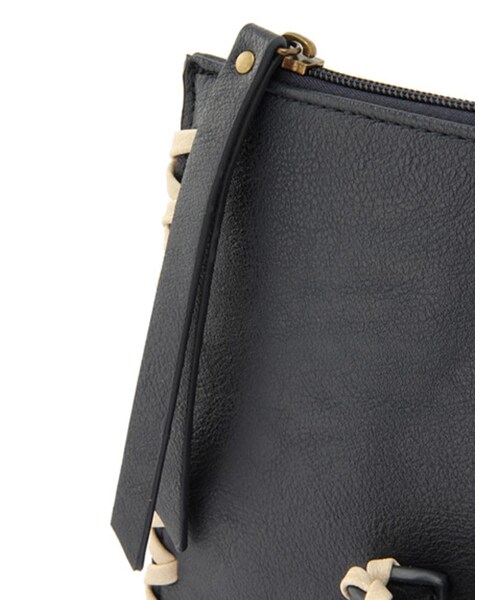 Ungrid（アングリッド）の「編み込みクラッチBAG（バッグ・レディース・ブラック/ネイビー/ブラウン・F）」の8枚目の写真