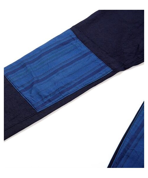 BLUE BLUE JAPAN(ブルーブルージャパン)の「藍染布拼接合身長褲(パンツ・メンズ・藍・M/L)」の2枚目の写真