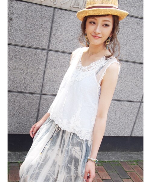 Ungrid(アングリッド)の「【Lady Like】シースルーノースリトップス(トップス・レディース・オフホワイト/ブラック・F)」の5枚目の写真