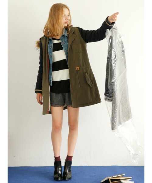 Ungrid(アングリッド)の「《andGIRL/中村アンサン着用・sweet/紗栄子サン着用》【Casual】MIXミリタリーコート(ジャケット/アウター・レディース・カーキ・S/M)」の2枚目の写真