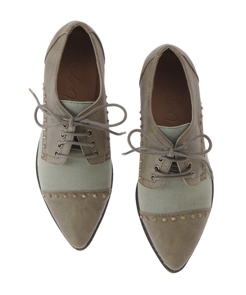 Ungrid（アングリッド）の「【Casual】ｽﾀｯｽﾞｺﾝﾋﾞﾌﾗｯﾄｼｭｰｽﾞ（シューズ・レディース・ベージュ/カーキ・S/M/L）」の2枚目の写真