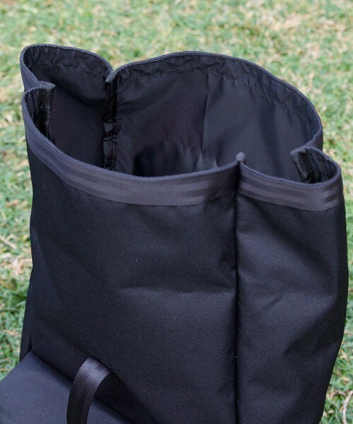 ADAM PATEK（アダムパテック）の「ADAM PATEK/gentil/ROLL TOP BAGPACK（バックパック/リュック・メンズ・ブラック/ネイビー・FREE）」の7枚目の写真