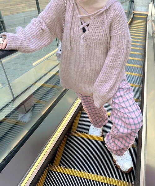 w closet（ダブルクローゼット）の「【Alley】レースアップフーディ