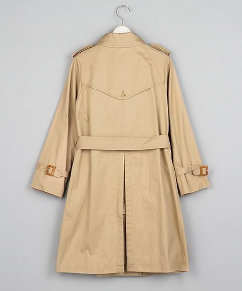 ベージュ コート チェック裏地 MJUKA.（ミューカ）の「トレンチコート（裏地ボーダー/裏地チェック