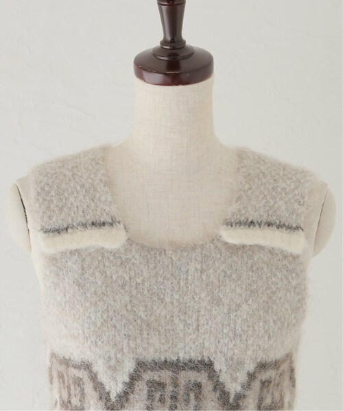 INSCRIRE /Cowichan No Sleeve Sweater