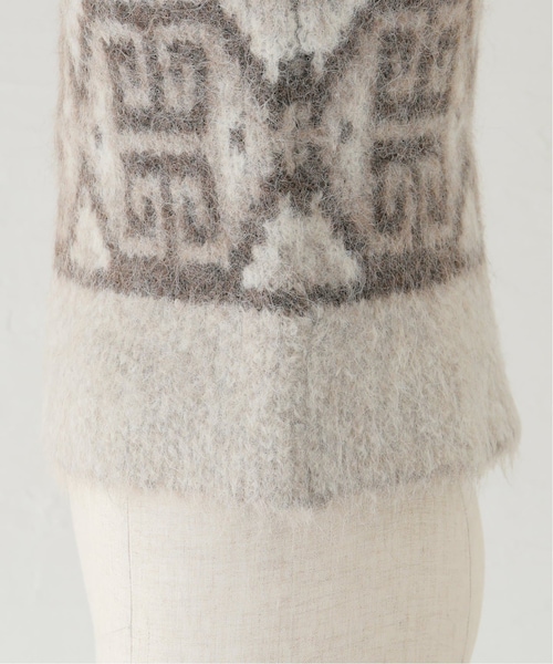 INSCRIRE /Cowichan No Sleeve Sweater