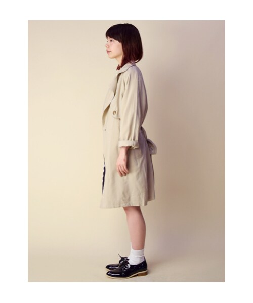 w closet(ダブルクローゼット)の「【予約】ツイルダブルトレンチ風コート(トップス・レディース・サンドベージュ/オレンジベージュ・FREE)」の4枚目の写真