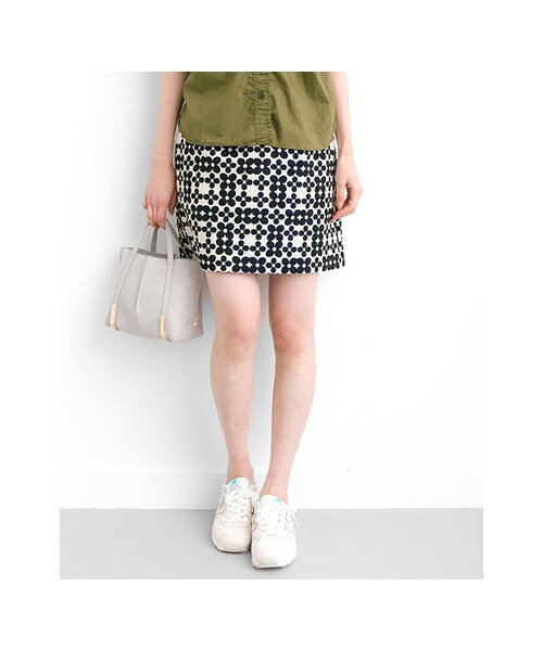 URBAN RESEARCH（アーバンリサーチ）の「DUTEL マトラッセJQスカート（スカート・レディース・NAVY・36/38）」の2枚目の写真