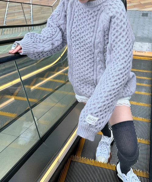 w closet（ダブルクローゼット）の「【Alley】ケーブルクルーネック