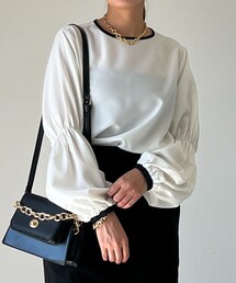 un dix cors（アンディコール）の「《予約》配色袖ボリュームブラウス（トップス・レディース）」