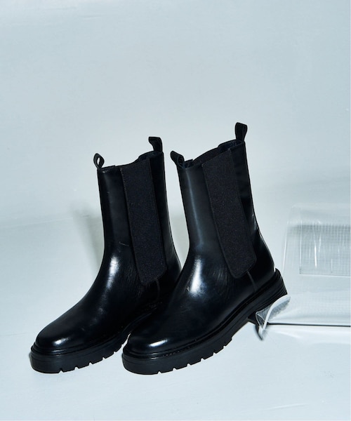 美品✨LE TALON GRISE　チェルシーブーツ　サイドゴアブーツ　黒　M LE TALON（ルタロン）の「GRISEレザーチェルシーショートブーツ