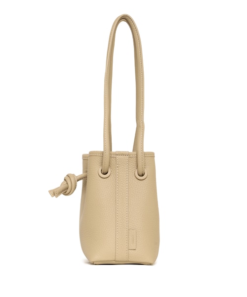 VASIC（ヴァジック）の「BOND MINI MINI LEATHER（バッグ・レディース・SAND/28/WHITE/10・F）」の3枚目の写真