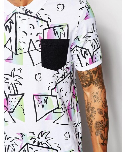 asos（エイソス）の「ASOS Polo Shirt With All Over Print And Contrast Pockets（ポロシャツ・メンズ・white・XXXL/L-Chest 40-42"/M-Chest 38-40"/S-Chest 36-38"/XL-Chest 42-44"/XS-Chest 34-36"/XXL-Chest 44-46"/XXS-Chest 32-34"/XXXS-Chest 30-32in (76-81cm)）」の2枚目の写真