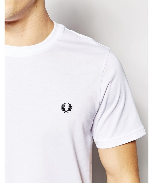 FRED PERRY（フレッドペリー）の「Fred Perry T-Shirt with Crew Neck（Tシャツ/カットソー・メンズ・white・L-Chest 40-42"/M-Chest 38-40"/XL-Chest 42-44"/S-Chest 36-38"）」の2枚目の写真