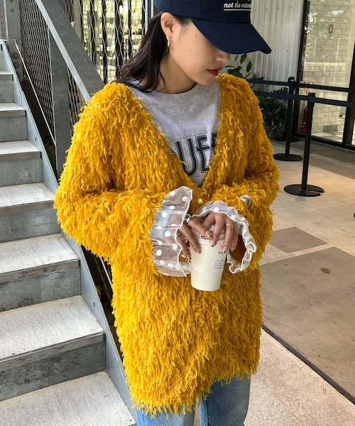 CIAOPANIC TYPY（チャオパニックティピー）の「【HELLO.SANFRANCISCO】2WAYフェザーファーカーデ（カーディガン/ボレロ・レディース・アイボリー/イエロー/サックスブルー・ONE）」の3枚目の写真