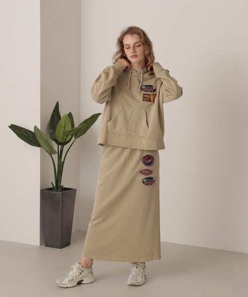 AVIREX（アヴィレックス）の「【先行予約 12月中旬-12月下旬入荷予定】FADE WASH WAPPEN SKIRT/フェイドウォッシュ ワッペンスカート（スカート・ブラック/ブルー/サンド・F）」の5枚目の写真