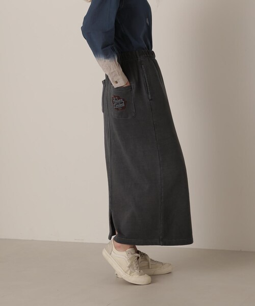 AVIREX（アヴィレックス）の「【先行予約 12月中旬-12月下旬入荷予定】FADE WASH WAPPEN SKIRT/フェイドウォッシュ ワッペンスカート（スカート・ブラック/ブルー/サンド・F）」の7枚目の写真