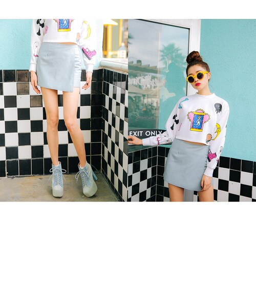 STYLENANDA（スタイルナンダ）の「キッチュプリントクロップドトップス（トップス・レディース・ホワイト・フリーサイズ）」の8枚目の写真