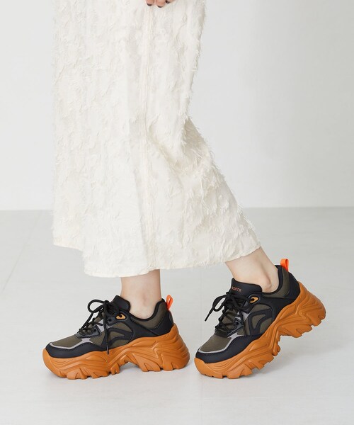 ボリュームソール切替スニーカー/OT3730