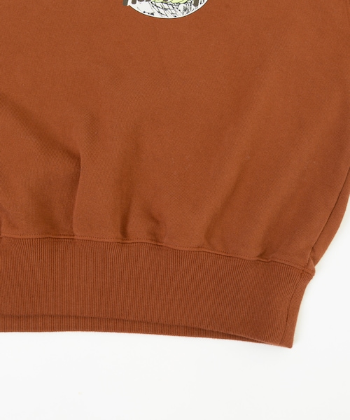 HOLIDAY MINI SWEAT CREW-NECK TOPS ブラウン HOLIDAY（ホリデイ）の「MINI SWEAT CREW-NECK TOPS（CIRCLE LOGO