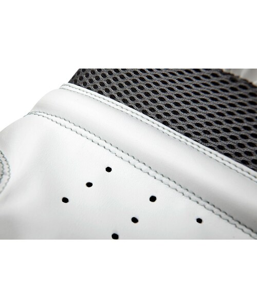 Reebok（リーボック）の「Reebok Fitness ボクシンググローブ10oz （ホワイト／ゴールド）（アクセサリー・ホワイト/ゴールド・FREE）」の11枚目の写真