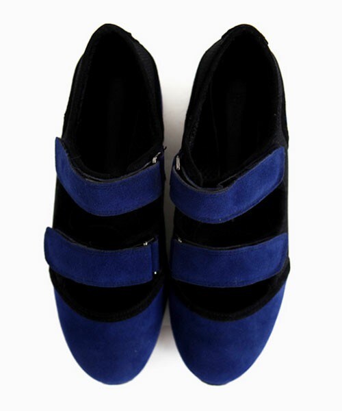 DHOLIC（ディーホリック）の「スエード調ベルクロスニーカー（スニーカー・レディース・グリーン/ダークブルー/ブラック・225/230/235/240/245/250）」の3枚目の写真