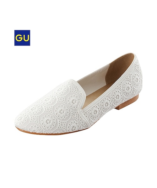 GU（ジーユー）の「（GU）ＷＯＭＥＮレースオペラシューズＡ（WOMEN ⁄ シューズ・レディース・BLUE/BLACK/WHITE・M/L/S）」の2枚目の写真