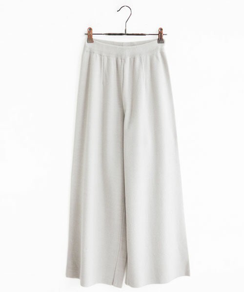DHOLIC（ディーホリック）の「ニュアンスカラーニットワイドパンツ（その他パンツ・レディース・サーモンピンク/グレーベージュ/ネイビー・free）」の2枚目の写真