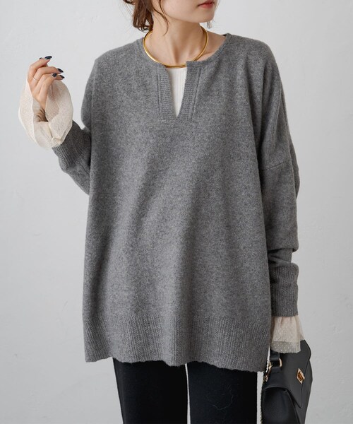 PUAL CE CIN（ピュアルセシン）の「キーネックニットプルオーバー（ニット/セーター・レディース・ブルー/グレー/その他12・FREE）」の2枚目の写真