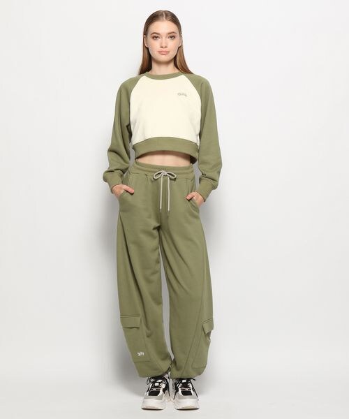 FOREVER 21(フォーエバー トゥエンティーワン)の「グリーンジョガーパンツ30Y7(その他・グリーン70・S/M)」の7枚目の写真