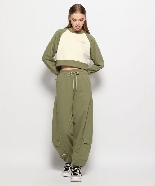 FOREVER 21(フォーエバー トゥエンティーワン)の「グリーンジョガーパンツ30Y7(その他・グリーン70・S/M)」の9枚目の写真