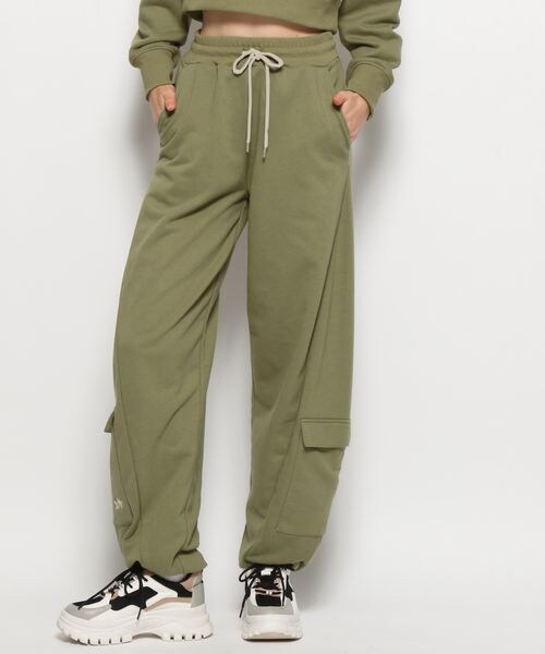 FOREVER 21(フォーエバー トゥエンティーワン)の「グリーンジョガーパンツ30Y7(その他・グリーン70・S/M)」の12枚目の写真