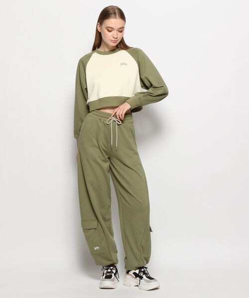 FOREVER 21(フォーエバー トゥエンティーワン)の「グリーンジョガーパンツ30Y7(その他・グリーン70・S/M)」の6枚目の写真