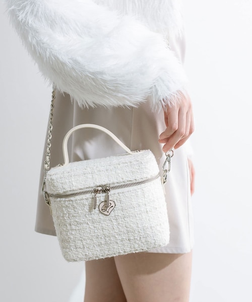 OLIVE des OLIVE（オリーブデオリーブ）の「ハートエンブレム付き