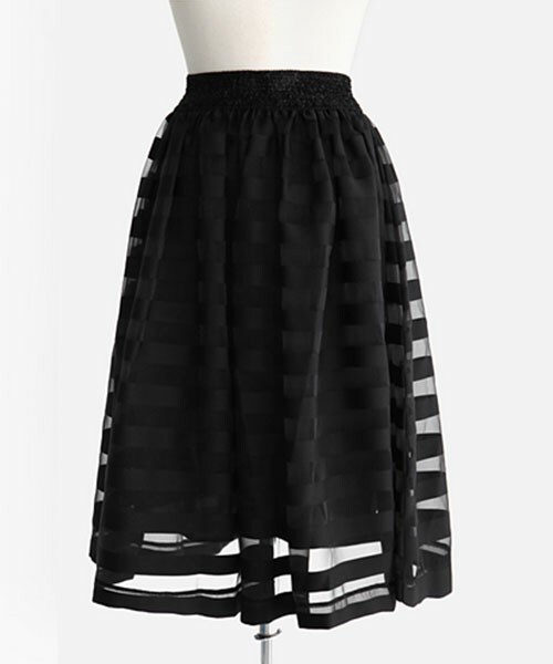 DHOLIC（ディーホリック）の「ボーダーオーガンジーミディスカート（スカート・レディース・ホワイト/ブラックグレー・free）」の2枚目の写真