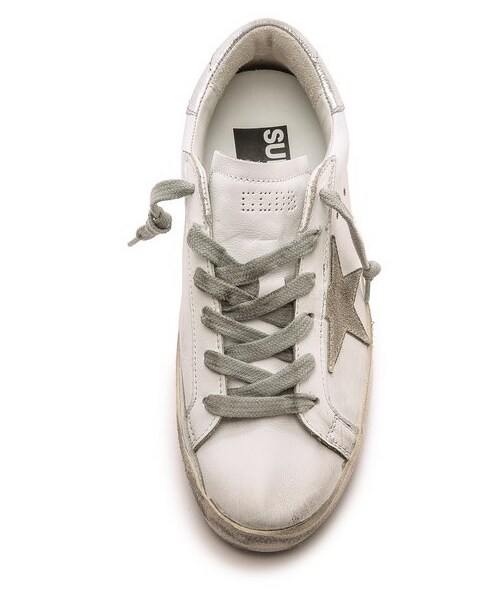 GOLDEN GOOSE（ゴールデングース）の「Golden Goose Superstar Low Top Sneakers（スニーカー・レディース・White/Silver・36/37/38/39/40/41）」の2枚目の写真