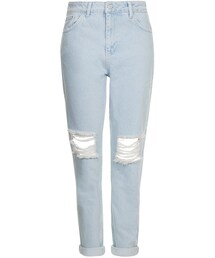 TOPSHOP | Slim tapered mom jeans in an ice denim wash with ripped knees and authentic trims. 100% cotton. machine wash.(デニムパンツ)