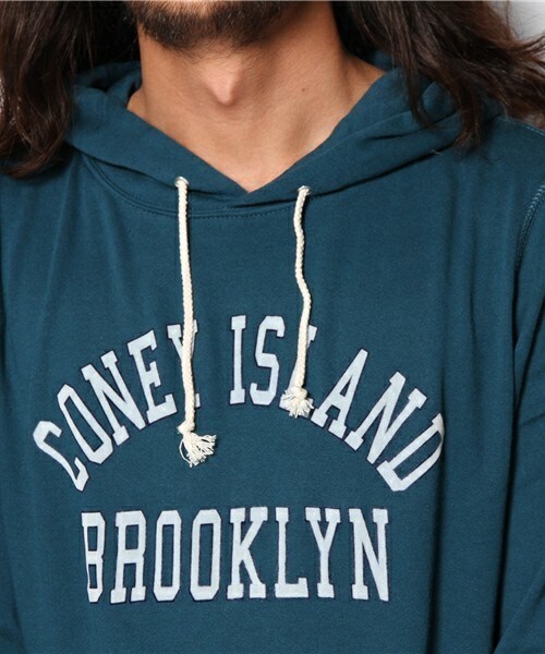 UNION STATION(ユニオンステーション)の「カレッジロゴプルオーバーパーカー(パーカー・メンズ・トップグレー/グリーン/ブルー/ワイン・MEDIUM/LARGE/LL)」の8枚目の写真