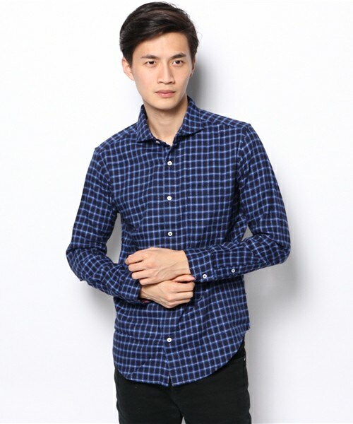 MEN'S BIGI（メンズビギ）の「【ゲイナー1月号掲載商品】 フランネルチェックシャツ（カッタウェイ）/サーモライト（シャツ/ブラウス・メンズ・ホワイト系その他/ブルー系その他/レッド系その他・SMALL/MEDIUM/LARGE/LL）」の2枚目の写真