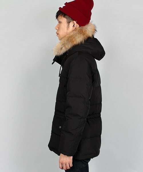 MEN'S BIGI(メンズビギ)の「【AVIREX(アヴィレックス)別注】N-3Bダウンジャケット/フライトジャケット(ミリタリージャケット・メンズ・ブラック・MEDIUM/LARGE)」の5枚目の写真