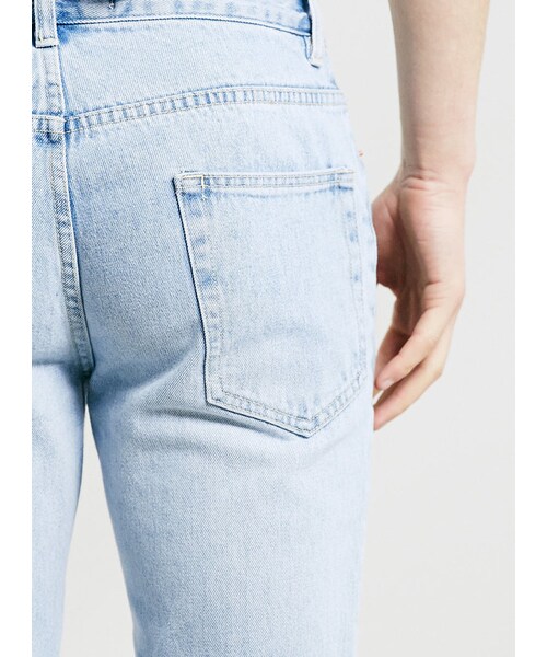 TOPMAN（トップマン）の「Light Wash Classic Skinny Fit Jeans（デニムパンツ・メンズ・Blue・34R/30R/32R/28S/30L/38R/34S/36L/36R/34L/32L/30S/32S/28R）」の4枚目の写真