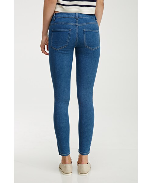 FOREVER 21（フォーエバー トゥエンティーワン）の「FOREVER 21 Low-Rise Skinny Jeans（デニムパンツ・レディース・Medium denim/Denim・27/26/28/29/30/31）」の4枚目の写真