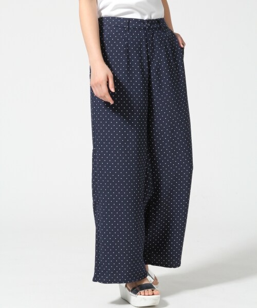 LOWRYS FARM（ローリーズファーム）の「ドットワイドパンツ（パンツ・レディース・ブラック/ネイビー・Ｆ）」の2枚目の写真