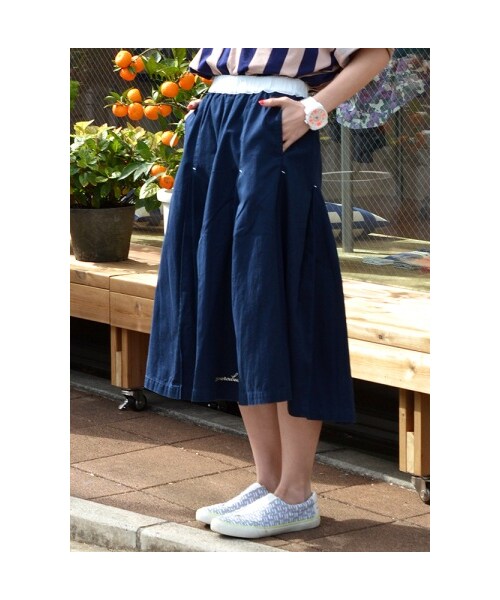 mercibeaucoup,（メルシーボークー）の「メルシーボークー、 / Ｂ：ミリミリ / スカート（スカート・レディース・khaki/navy・01）」の2枚目の写真